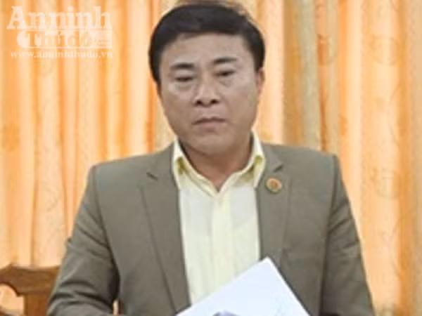 Khởi tố Phó Chủ tịch huyện Tân Kỳ cùng 3 cán bộ về hành vi đánh bạc ảnh 1