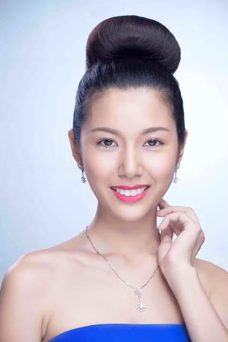 Cận cảnh nhan sắc 12 ứng viên đại diện Việt Nam tại các “đấu trường” nhan sắc quốc tế 2015 ảnh 3