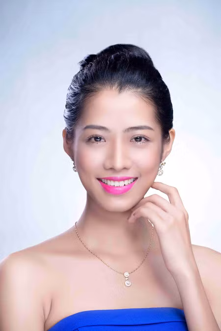 Cận cảnh nhan sắc 12 ứng viên đại diện Việt Nam tại các “đấu trường” nhan sắc quốc tế 2015 ảnh 5