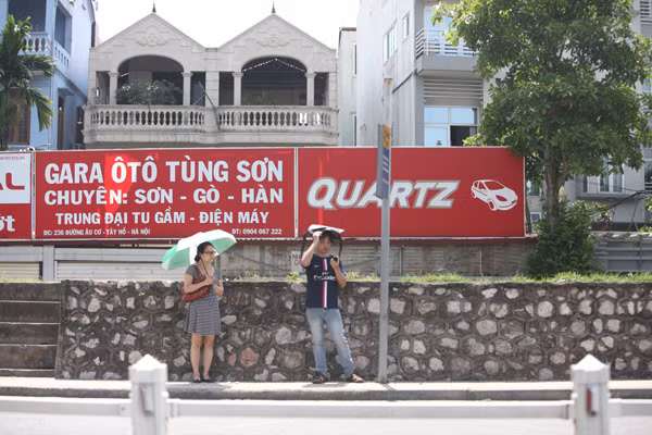 Sợ như…đợi xe buýt giữa nắng trưa ảnh 8