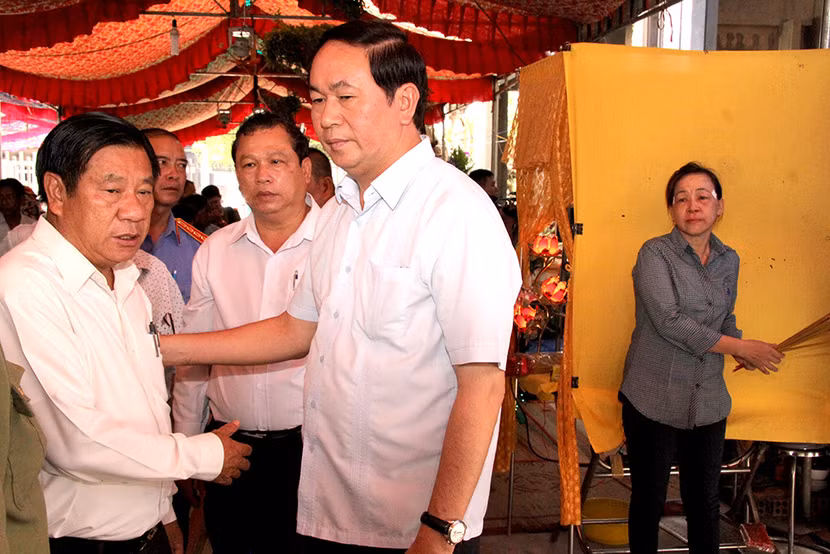 Đại tướng Trần Đại Quang trực tiếp đến hiện trường chỉ đạo điều tra vụ sát hại 6 người ảnh 5
