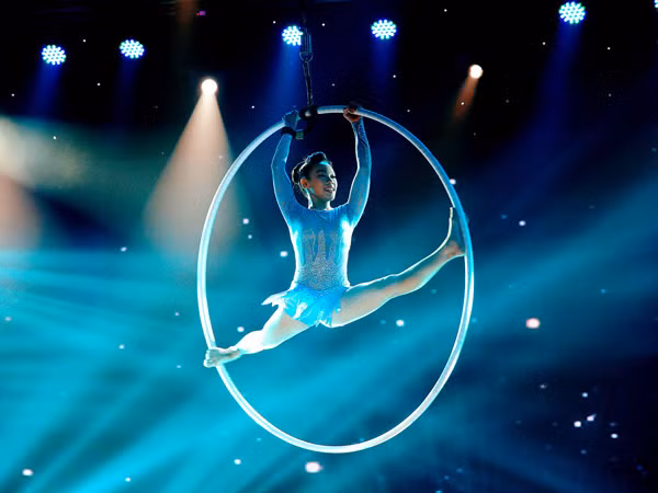 Vy Khanh - cô bé múa vòng xuất sắc giành ngôi quán quân Bước nhảy hoàn vũ nhí ảnh 7 Vy Khanh - cô bé múa vòng xuất sắc giành ngôi quán quân Bước nhảy hoàn vũ nhí ảnh 7