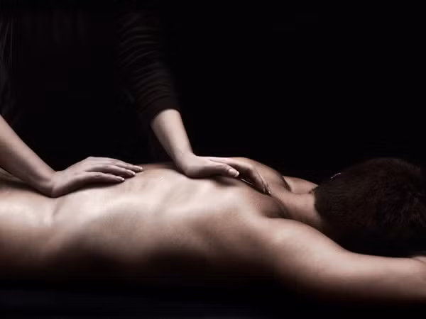 Góc khuất của ngành dịch vụ massage tỷ đô tại Mỹ ảnh 1