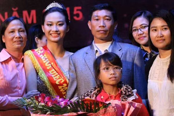 Hoa khôi Việt Nam tham dự cuộc thi Hoa hậu Điếc quốc tế 2016 ảnh 1