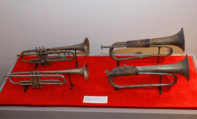 Bộ kèn đồng được Ban nhạc Giải phóng quân sử dụng trong buổi lễ Tuyên ngôn Độc lập ngày 2-9-1945 Bộ kèn đồng được Ban nhạc Giải phóng quân sử dụng trong buổi lễ Tuyên ngôn Độc lập ngày 2-9-1945