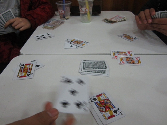 Báo động nạn cờ bạc trong giới sinh viên ảnh 2