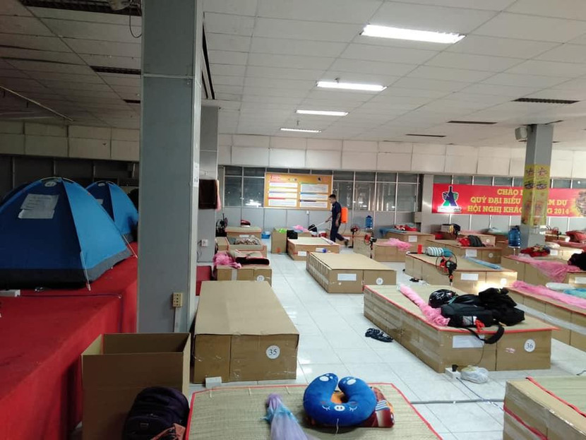 Nơi ở của công nhân “3 tại chỗ” được phun khử khuẩn thường xuyên để đảm bảo an toàn Nơi ở của công nhân “3 tại chỗ” được phun khử khuẩn thường xuyên để đảm bảo an toàn