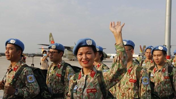 Những người lính quân y mũ nồi xanh của Việt Nam