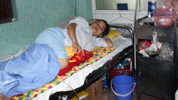 2 sản phụ bị liệt sau sinh mổ ảnh 1 2 sản phụ bị liệt sau sinh mổ ảnh 1