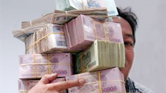 Tăng trưởng tín dụng 12% năm 2013: Vì nền kinh tế hay vì thành tích? ảnh 1