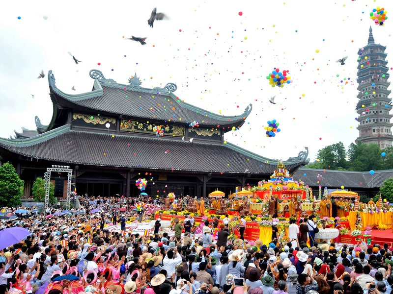 Chùa Bái Đính (Ninh Bình) - điểm tham quan trong tour “Đêm trước dời đô”