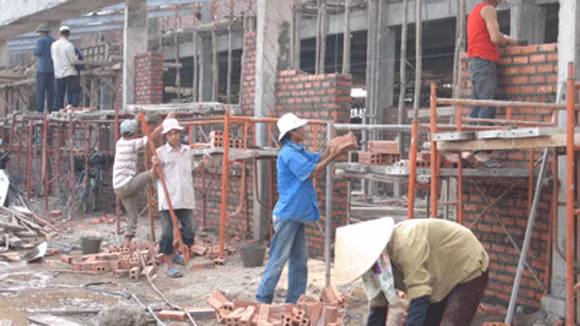 Việc làm Tết: Giá cao, cầu giảm ảnh 1