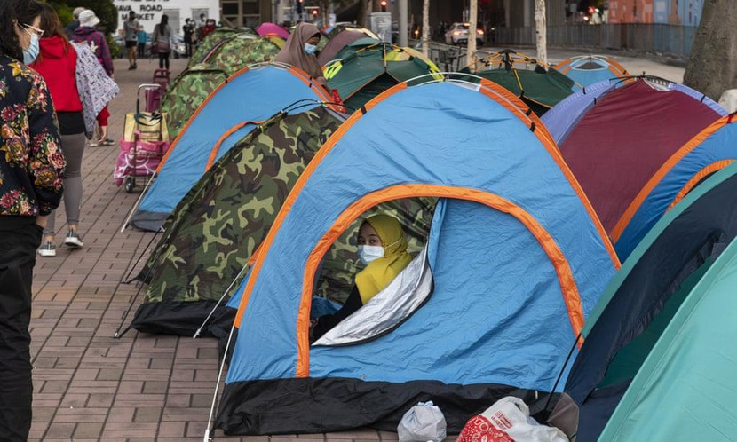 Người giúp việc tụ tập nơi công cộng ở Hồng Kông thời điểm tháng 12-2020 Người giúp việc tụ tập nơi công cộng ở Hồng Kông thời điểm tháng 12-2020