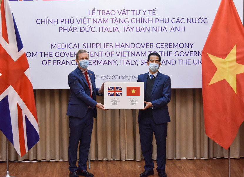 Việt Nam sàng cung cấp các vật tư, thiết bị y tế hỗ trợ các nước trong cuộc chiến chống dịch Covid-19