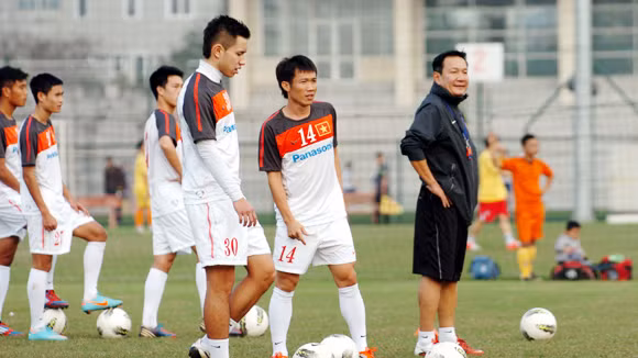 ĐT Việt Nam - Arsenal: Lãng phí nếu bỏ quên tài năng trẻ ảnh 1