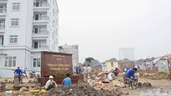 Không tuyển dụng ồ ạt nhân sự 2 quận mới ảnh 1 Không tuyển dụng ồ ạt nhân sự 2 quận mới ảnh 1