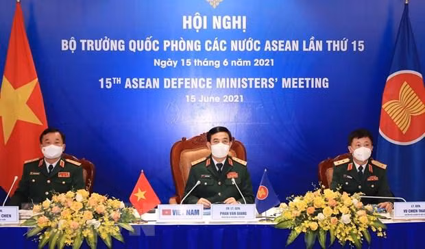 Thượng tướng Phan Văn Giang, Bộ trưởng Bộ Quốc phòng tham dự Hội nghị Bộ trưởng Quốc phòng các nước ASEAN lần thứ 15 Thượng tướng Phan Văn Giang, Bộ trưởng Bộ Quốc phòng tham dự Hội nghị Bộ trưởng Quốc phòng các nước ASEAN lần thứ 15