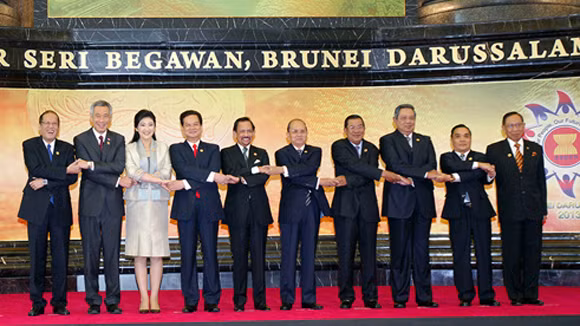 ASEAN tái khẳng định tầm quan trọng của hòa bình ở Biển Đông ảnh 1