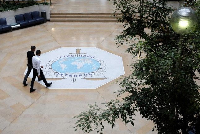 Tiền sảnh trụ sở của Tổ chức Cảnh sát hình sự quốc tế (Interpol) tại Pháp
