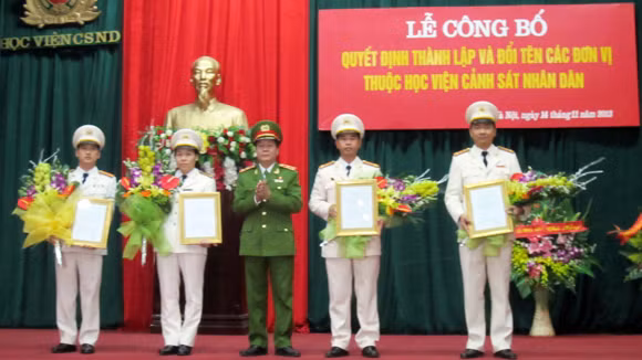 Học viện CSND ra mắt 4 đơn vị mới ảnh 1