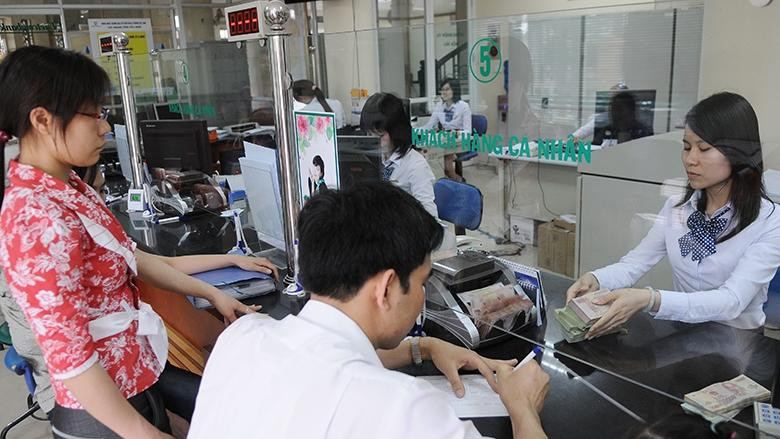 Các tổ chức tín dụng xây dựng phương án và tổ chức triển khai các giải pháp phù hợp theo từng nhóm, khối các tổ chức tín dụng Các tổ chức tín dụng xây dựng phương án và tổ chức triển khai các giải pháp phù hợp theo từng nhóm, khối các tổ chức tín dụng