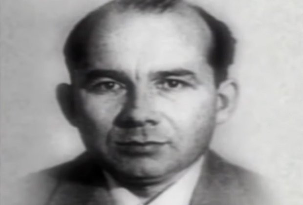 Pyotr Popov, điệp viên hai mang đầu tiên ở Tổng cục Tình báo (GRU) thuộc Bộ Tổng tham mưu các lực lượng vũ trang Liên Xô Pyotr Popov, điệp viên hai mang đầu tiên ở Tổng cục Tình báo (GRU) thuộc Bộ Tổng tham mưu các lực lượng vũ trang Liên Xô