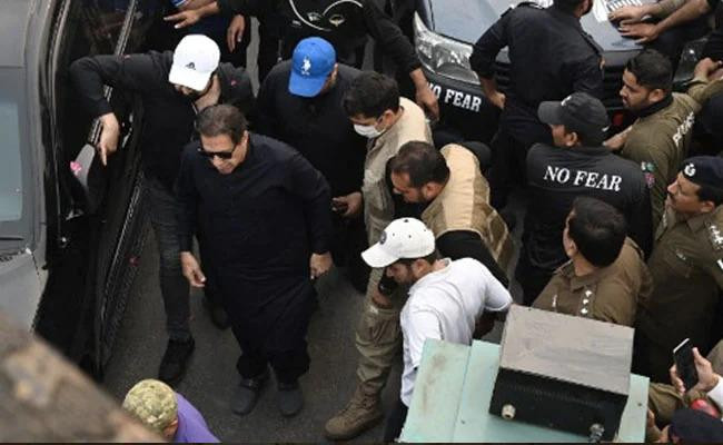 Cựu Thủ tướng Pakistan gặp nhiều khó khăn khi muốn trở lại nắm quyền