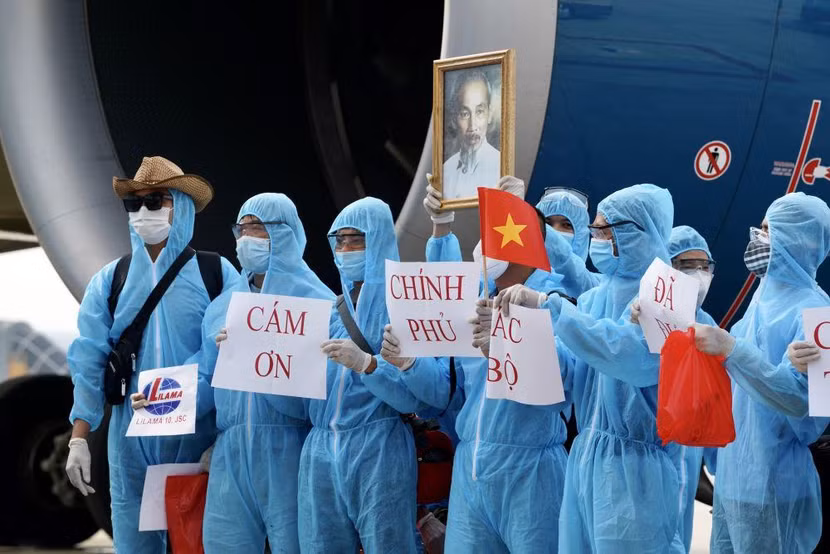 Những công dân được đưa về nước từ các vùng dịch bày tỏ sự cảm kích và biết ơn Chính phủ Việt Nam