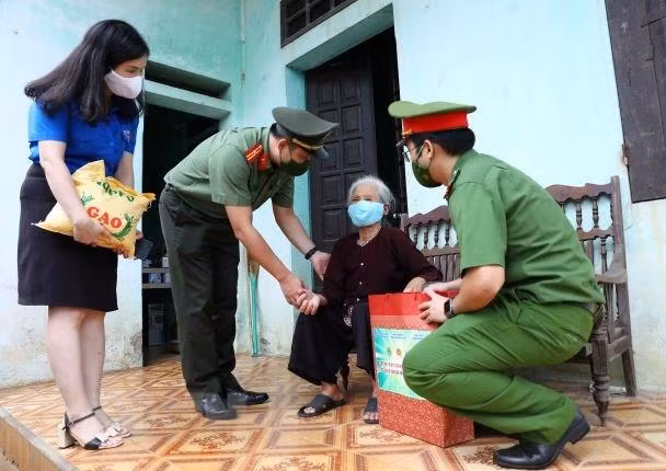 Sức mạnh đại đoàn kết toàn dân tộc đã được khơi dậy nhân lên tạo sức mạnh cộng hưởng chiến thắng đại dịch Covid-19