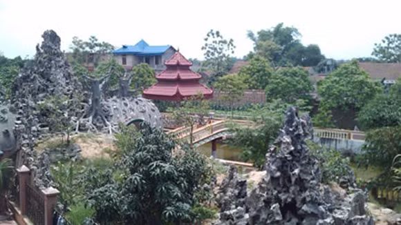 Về làng tử tù ảnh 2