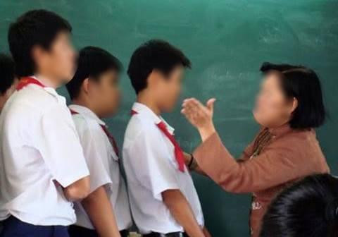 Giáo viên có thể bị phạt tù đến 5 năm nếu có hành vi xúc phạm danh dự học sinh. Ảnh minh hoạ