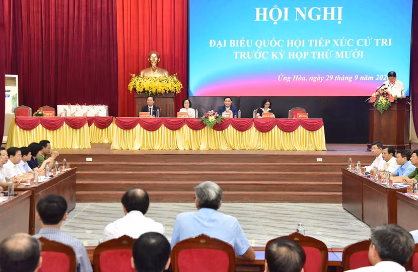 Quang cảnh hội nghị