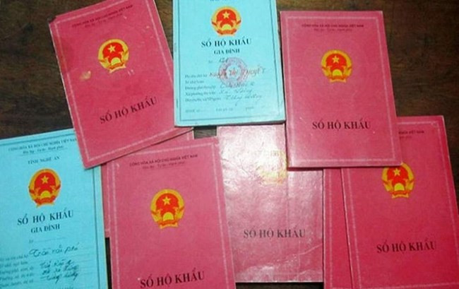 Sổ hộ khẩu đã hoàn thành sứ mệnh lịch sử, sẽ được thay thế bằng phương pháp quản lý điện tử thông qua Cơ sở dữ liệu quốc gia về dân cư