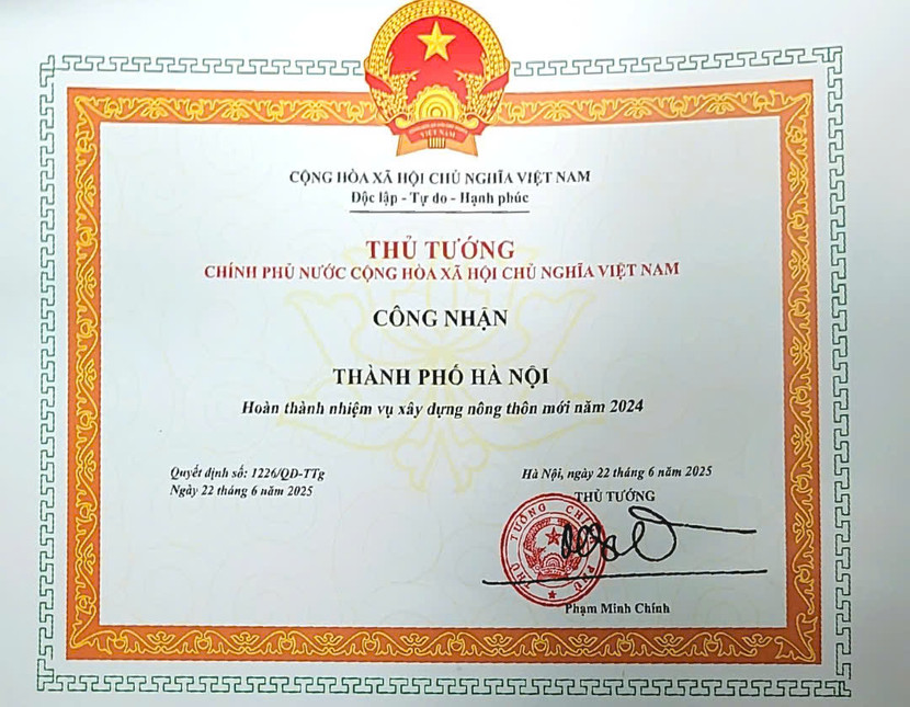 Hà Nội vinh dự được Thủ tướng Chính phủ trao quyết định công nhận hoàn thành nhiệm vụ xây dựng nông thôn mới năm 2024