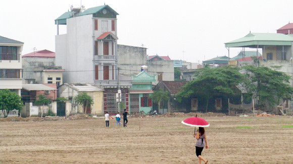 Khó trả hết nợ đất dịch vụ ảnh 1 Khó trả hết nợ đất dịch vụ ảnh 1