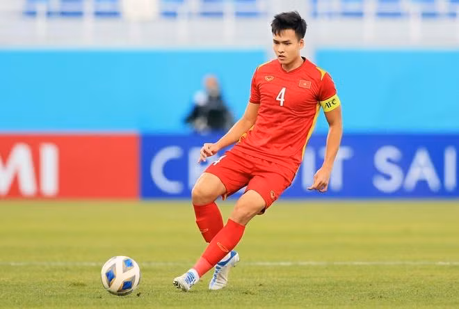 Bùi Hoàng Việt Anh trong màu áo đội tuyển quốc gia Bùi Hoàng Việt Anh trong màu áo đội tuyển quốc gia