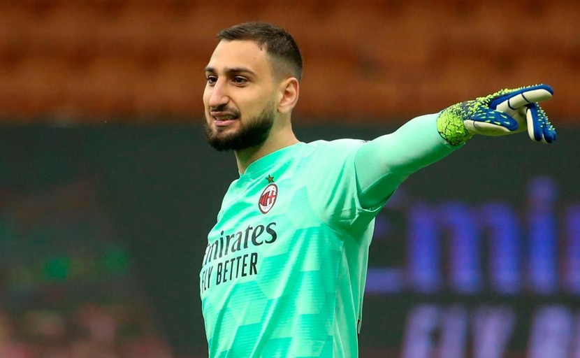 7. Gianluigi Donnarumma (AC Milan). Là thủ môn top đầu thế giới nhưng lại miễn phí, có thể dự đoán một cuộc cạnh tranh rất khốc liệt giữa các ông lớn để sở hữu Donnarumma vào mùa hè này. 7. Gianluigi Donnarumma (AC Milan). Là thủ môn top đầu thế giới nhưng lại miễn phí, có thể dự đoán một cuộc cạnh tranh rất khốc liệt giữa các ông lớn để sở hữu Donnarumma vào mùa hè này.