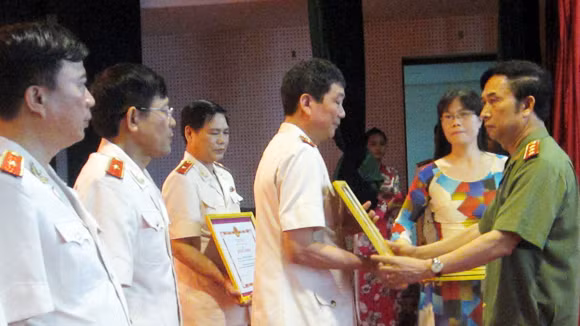 Công tác thi đua phải gắn với chuyên môn ảnh 1