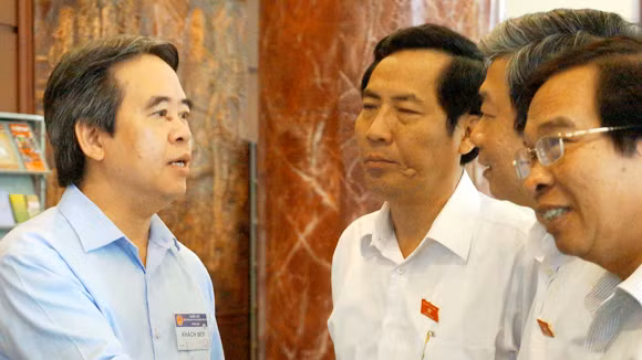 Tạo sinh khí mới vực dậy nền kinh tế ảnh 2