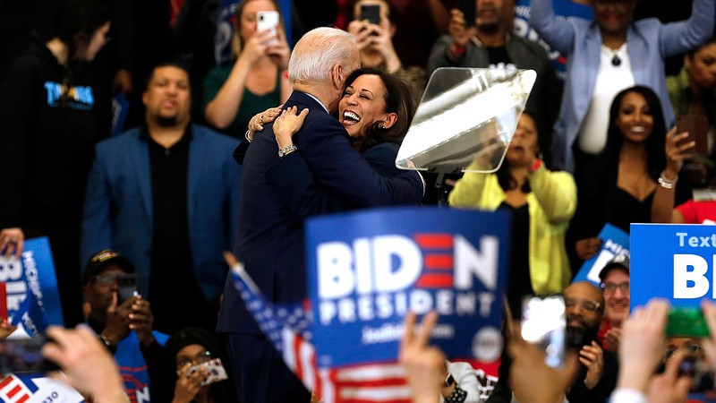 Ông Joe Biden đã chọn được một “phó tướng” giàu kinh nghiệm, nhiệt huyết, tiêu biểu cho thế hệ lãnh đạo mới Ông Joe Biden đã chọn được một “phó tướng” giàu kinh nghiệm, nhiệt huyết, tiêu biểu cho thế hệ lãnh đạo mới