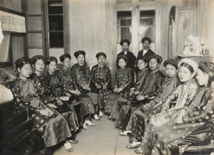 Đám cưới của bà Nguyễn Thị Tám và ông Bạch Thái Tòng (con trai thứ của nhà tư sản Bạch Thái Bưởi)