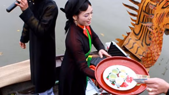 Lễ hội đang bị các tham vọng chi phối ảnh 2