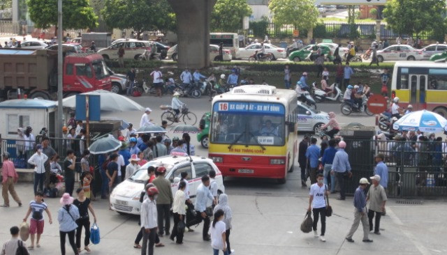 Đoạn trường thi cử dưới cái nóng 38 độ C kinh người ảnh 18