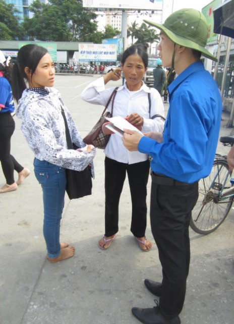 Đoạn trường thi cử dưới cái nóng 38 độ C kinh người ảnh 28