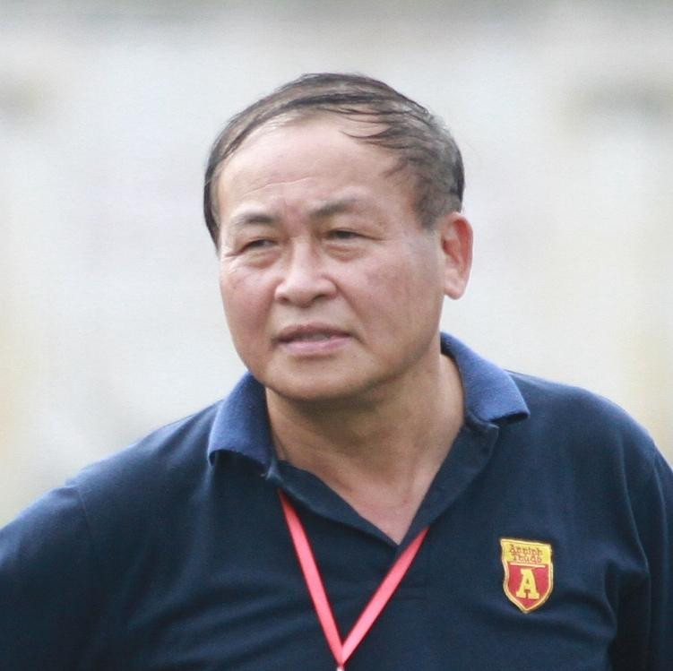 Đại tá Vũ Kim Thành - Tổng Biên tập Tạp chí Kinh tế Chứng khoán Việt Nam, nguyên Phó Tổng Biên tập Báo An ninh Thủ đô - Thành viên sáng lập giải.