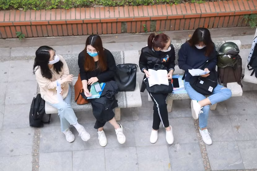 Học sinh, sinh viên cả nước mong sớm được đi học trở lại sau thời gian dài bị ảnh hưởng về sức khỏe tinh thần vì Covid-19