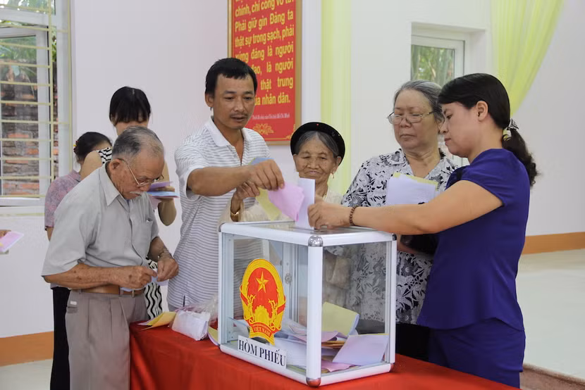 Việc giới thiệu, lựa chọn bầu những ĐBQH và đại biểu HĐND phải đảm bảo đúng quy trình