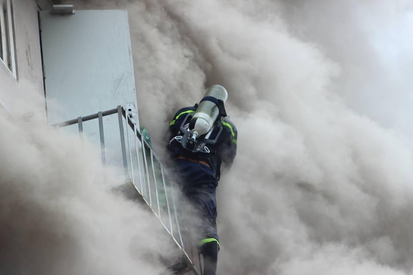 Cảnh sát PCCC- CNCH- CATP Hà Nội tiếp cận tìm kiếm cứu nạn trong vụ cháy tại quán karaoke 68 Trần Thái Tông Cảnh sát PCCC- CNCH- CATP Hà Nội tiếp cận tìm kiếm cứu nạn trong vụ cháy tại quán karaoke 68 Trần Thái Tông