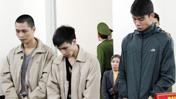 Đánh chết người từ va chạm giao thông ảnh 1