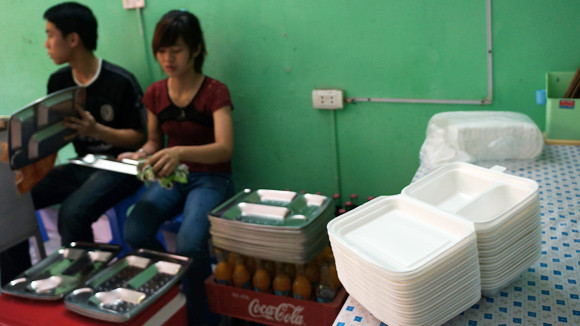 Tác hại từ đồ dùng một lần ảnh 1